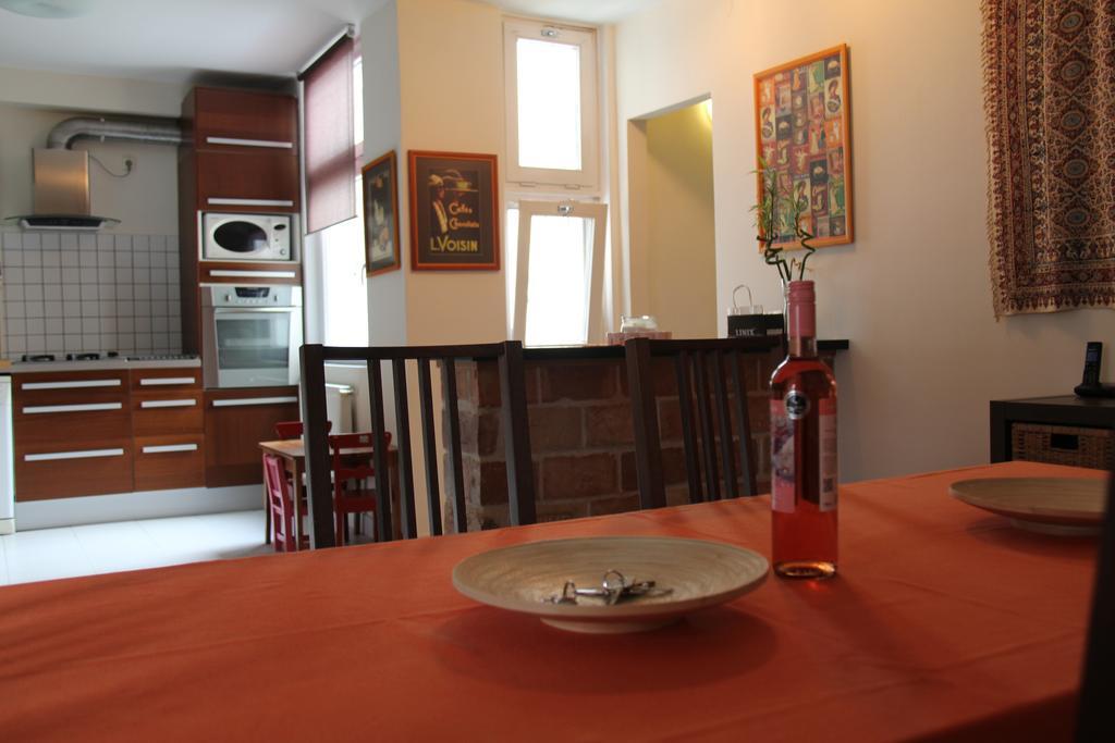 Queen Zita 130 M2 Near Chain Bridge Apartman *